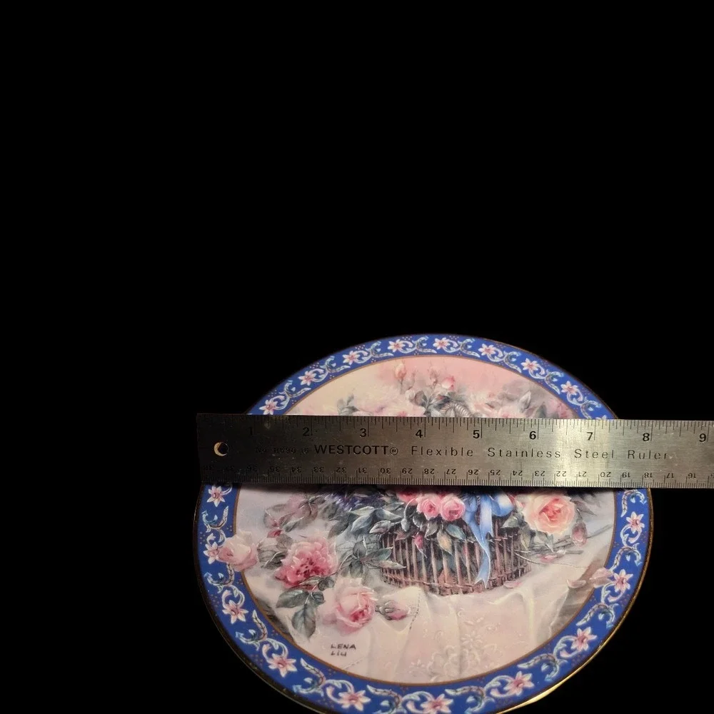 Lena Liu's Basket Bouquets Roses 169F Collectors Plate 8
